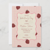 Aquarell-Erdbeeren auf rosa Raster - Valentinstag Einladung (Vorderseite)