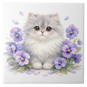 Aquarell Fluffiges Kätzchen mit violetten Stiefmüt Fliese