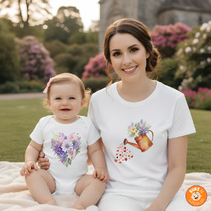 Aquarell-Gießkanne-Blumen-Passendes Outfit Mutter T-Shirt