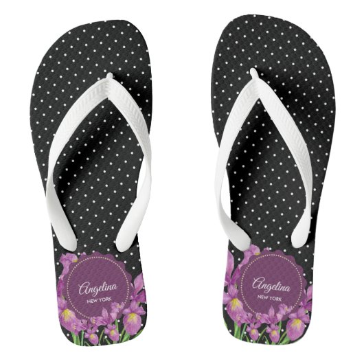 Aquarell Lila Iris Schwarz-weiß Polka Dots Badesandalen (Fußbett)