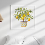 Aquarell Mediterrane Zitrusfrüchte Poster<br><div class="desc">Bringen Sie Ihrer Zuhause eine Touch mediterranen Charmes mit der "Watercolor Mediterranean Lemon Tree Wall Art". Dieses quadratische Kunstwerk zeigt eine wunderschön detaillierte Aquarellbilderung eines blühend Zitronenbaumes, Set in einem großen, verzierten Terrakotta Topf mit einem klassischen mediterranen Muster. Die realistische Darstellung der pulsierenden Zitronen und üppig grünen Blätter spiegelt das...</div>