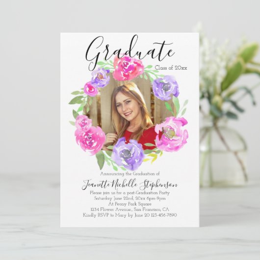 Aquarell Moderner Blumenkranz Foto Abschluss Einladung (Stehend Vorderseite)