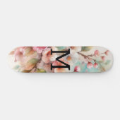 Aquarell-Monogramm mit rosa Kirschblüten  Skateboard (Horizontal)