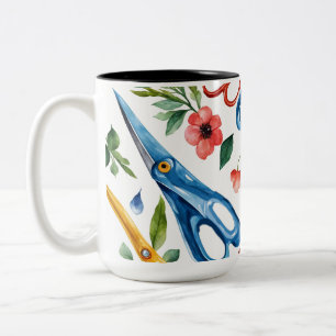Aquarell-Schere und Wildblumen nahtloses Muster Zweifarbige Tasse