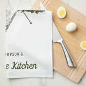 Aquarell-Skifahrerin an den Hängen Winterblau Geschirrtuch (Viertel Falte)