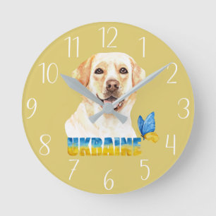 Aquarell Ukraine Gelber Lab und Schmetterling Runde Wanduhr