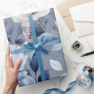Aquarell-Weichblau-Blume-Weiß-Blumenmuster Geschenkpapier