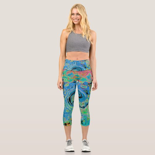 Aquarellblau Groovy Abstrakt Retro Liquid Swirl Capri Leggings (Vorderseite)