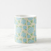 Aquarellblau-Hydrangea Initialmonogramm Kaffeetasse (Mittel)