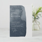 Aquarellblau-Stahlwäsche Moderne Hochzeit Einladung (Stehend Vorderseite)