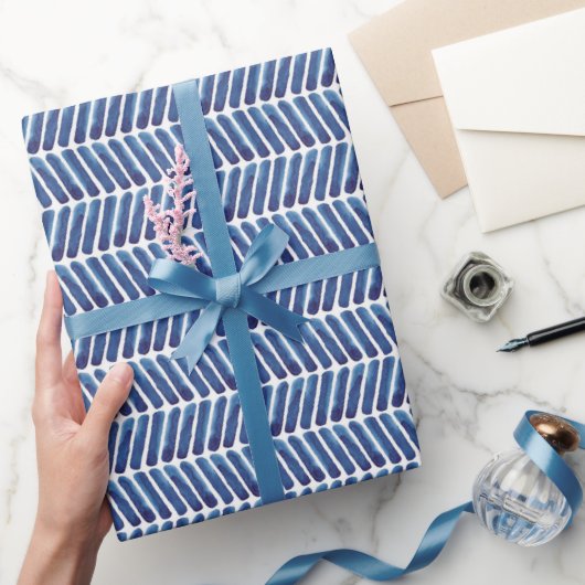 Aquarellblau Zickzack. Zickzack-Muster Geschenkpapier (Schenken)