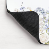 Aquarellblaue Blumen Blumige Elegante Monogramm Mousepad (Ecke)
