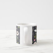 Aquarellblume: sanftes Sommermuster. Espressotasse (Rückseite)