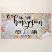 Aquarellblüten Flitterwochen Personalisiert Strandtuch (Vorderseite)