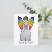 Aquarellengel mit Regenbogen-Flügeln Lesen eines B Postkarte (Stehend Vorderseite)