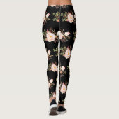 Aquarellfarbe Rosa Blume Schwarzes Muster Leggings (Rückseite)