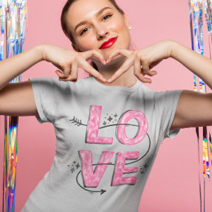 Aquarellfarbe Rosa Liebe Buchstaben T-Shirt
