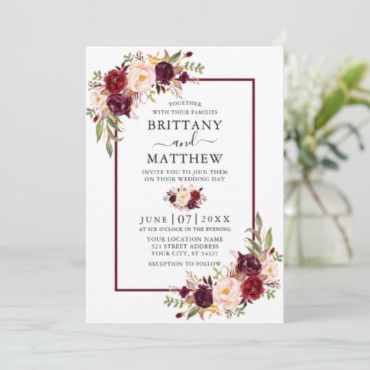 Aquarellfarben-Burgundy-Rahmen-Hochzeit Einladung (Stehend Vorderseite)