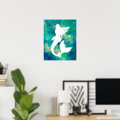 Aquarellfarben Ocean Hues Meerjungfrau Silhouette Poster (Heimbüro)