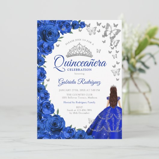 Aquarellfarben Royal Blauer Rose Quinceanera Einladung (Stehend Vorderseite)