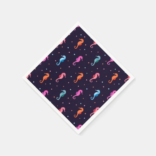 Aquarellfarben-Seepferde auf Navy Blue Pattern Serviette (Ecke)