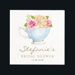 Aquarellfarbene Blume im Teacup-Brautparty Serviette<br><div class="desc">Fügen Sie Ihrem Brautparty eine Touch zeitloser Eleganz hinzu, mit diesen individuell gestaltbaren Papierservietten aus Brautparty, die in einem Vintagen Teacup mit einem zauberhaften Rosenbukett in Aquarellfarbe aufwarten. Ideal für Tee-Party-Feiern, Ansammlungen im Garten oder romantische Brautbrunches. Personalisieren Sie diese Papierservietten, indem Sie Ihren Namen, Ihre Veranstaltung und Ihr Datum hinzufügen....</div>