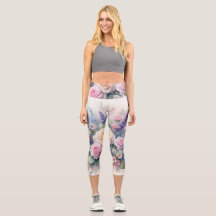 Aquarellfarbene Blume in sanften Pastellfarben