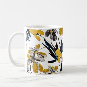 Aquarellfarbene Blume: lebendiges Sommermuster. Kaffeetasse