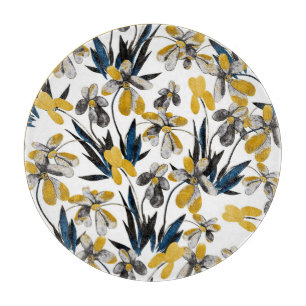 Aquarellfarbene Blume: lebendiges Sommermuster. Schneidebrett