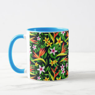 Aquarellfarbene Blume und Blumenmuster aus Frucht- Tasse