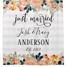 Aquarellfarbene Blume und nur verheiratet gestreif Duschvorhang