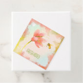 Aquarellfarbene rosa Blume mit Bienenkopfmarken Geschenkanhänger (Beispiel)