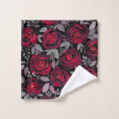 Aquarellfarbene Rose, rote Rosen in Schwarz Badhandtuch Set (Waschlappen)