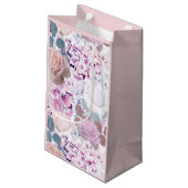 Aquarellfarbene Rose und Hydrangeas. Kleine Geschenktüte (Rückseite Schrägansicht)