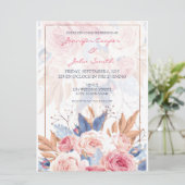 Aquarellfarbene Rosen & Blauer Blume Hochzeit Einladung (Stehend Vorderseite)