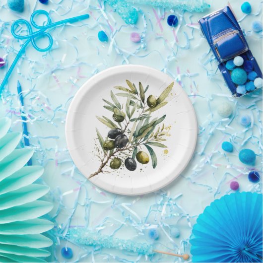 Aquarellfarbene schwarze und grüne Oliven auf eine Pappteller (Party)