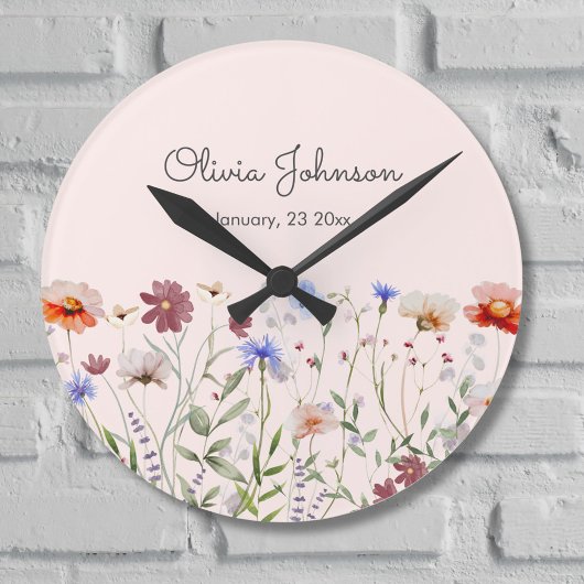 Aquarellfarbene Wildblume Baby Birth Keepake Runde Wanduhr