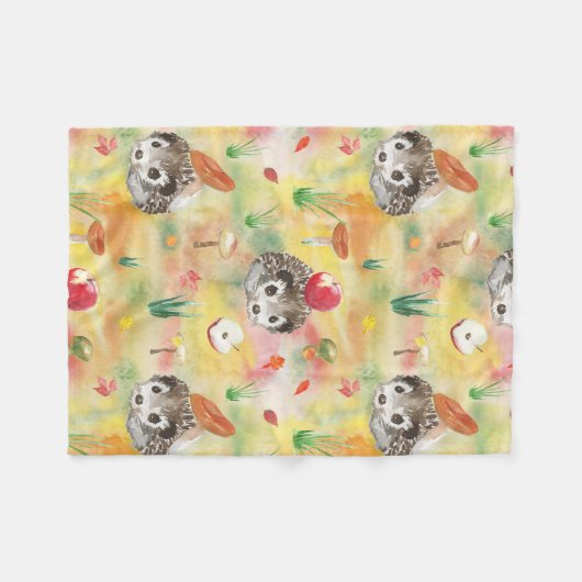 Aquarellfarbener Igel mit Pilzen und Apfel Fleecedecke (Vorderseite (Horizontal))