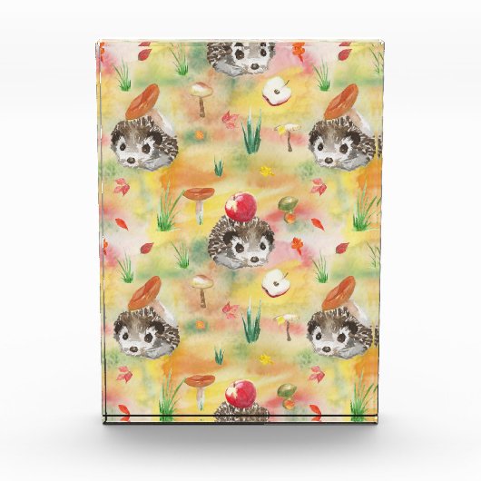 Aquarellfarbener Igel mit Pilzen und Apfel Fotoblock (Vorderseite)