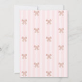 Aquarellfarbener rosa Bow Streifen Sweet 16 Einladung (Rückseite)