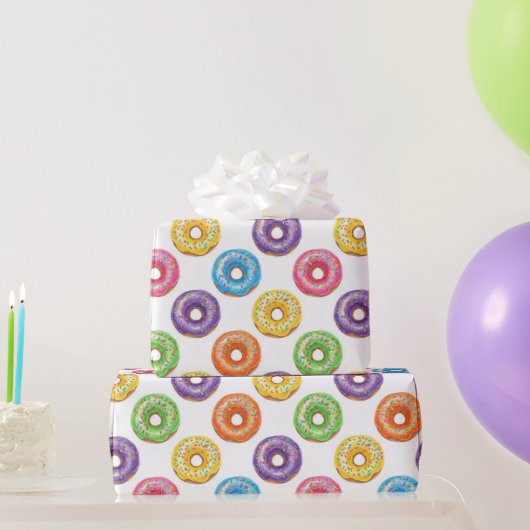 Aquarellfarbige Donuts mit Streuseln Geschenkpapier (Partygeschenke)