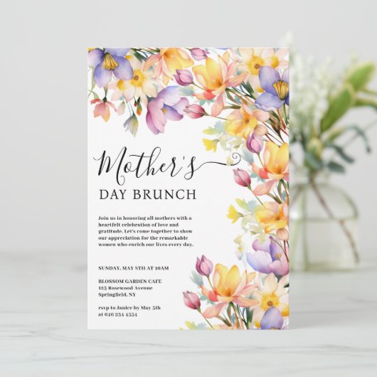 Aquarellgelbe Periwinkle-Blume Muttertag Einladung (Stehend Vorderseite)