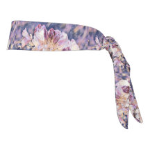 Aquarellmalerei einer lila Azeenblüte