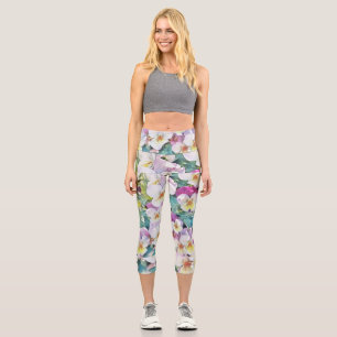 Aquarellmalerei mit rosa-gelblich-weißen Stiefmütt Capri Leggings
