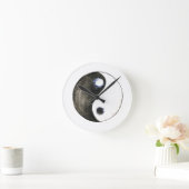 Aquarellmalerei Yang Symbolkunst Runde Wanduhr (Zuhause)