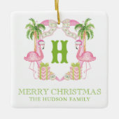 Aquarellpinken Flamingo Monogram Wappen Weihnachte Keramikornament (Vorderseite)