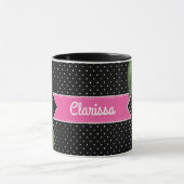 Aquarellrosa Rosen auf Schwarz-weißen Polka-Punkte Tasse (Zentrum)