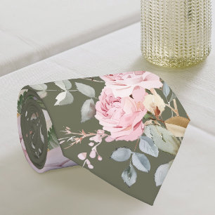 Aquarellrosen auf olivgrüner Krawatte