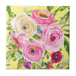 Aquarellrosen in Rosa und Rot auf Gelb Fliese