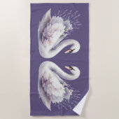 Aquarellschwan mit Lavender Florals Strandtuch (Vorderseite)